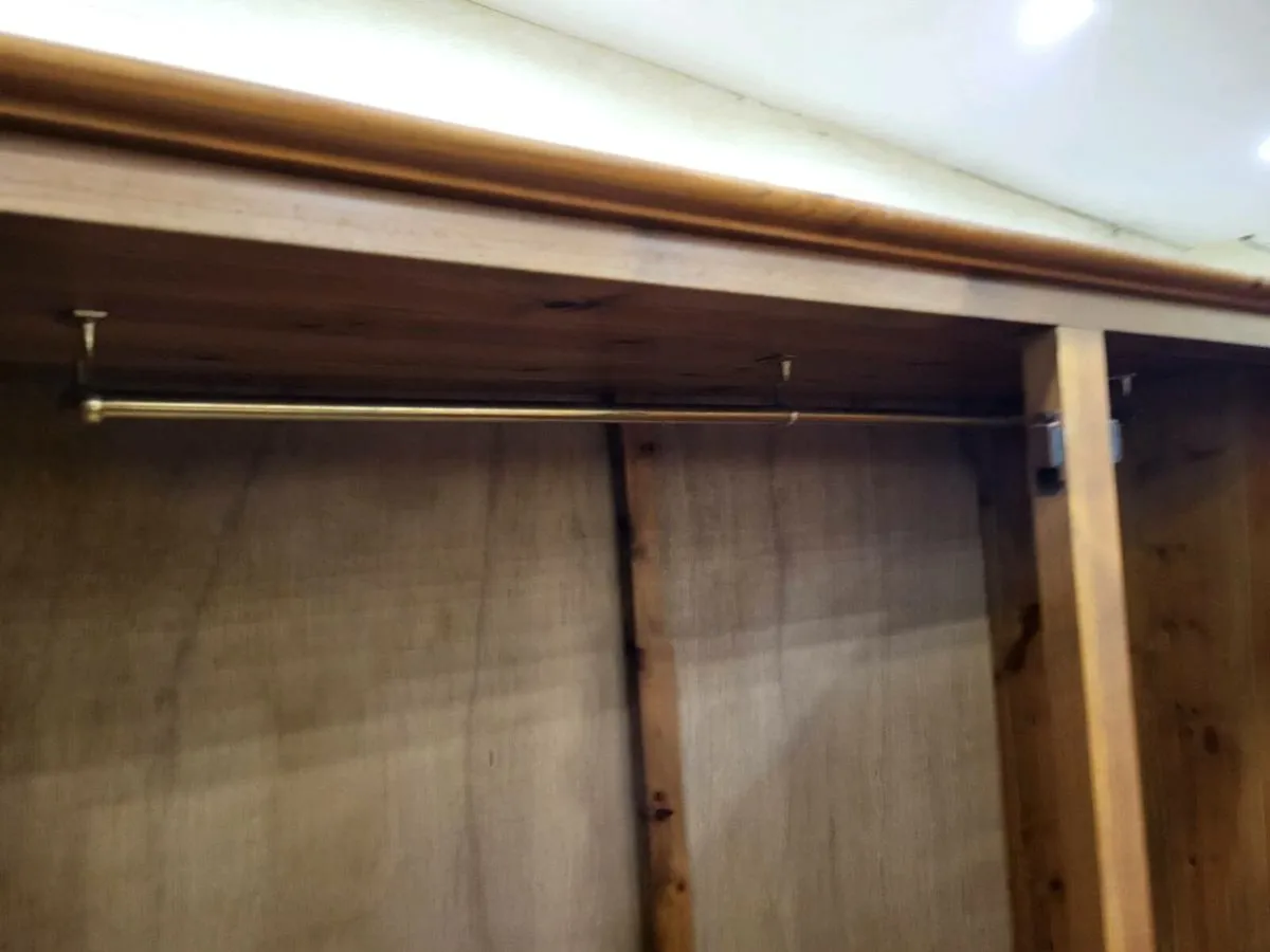 A good large pine wardrobe - Image 3