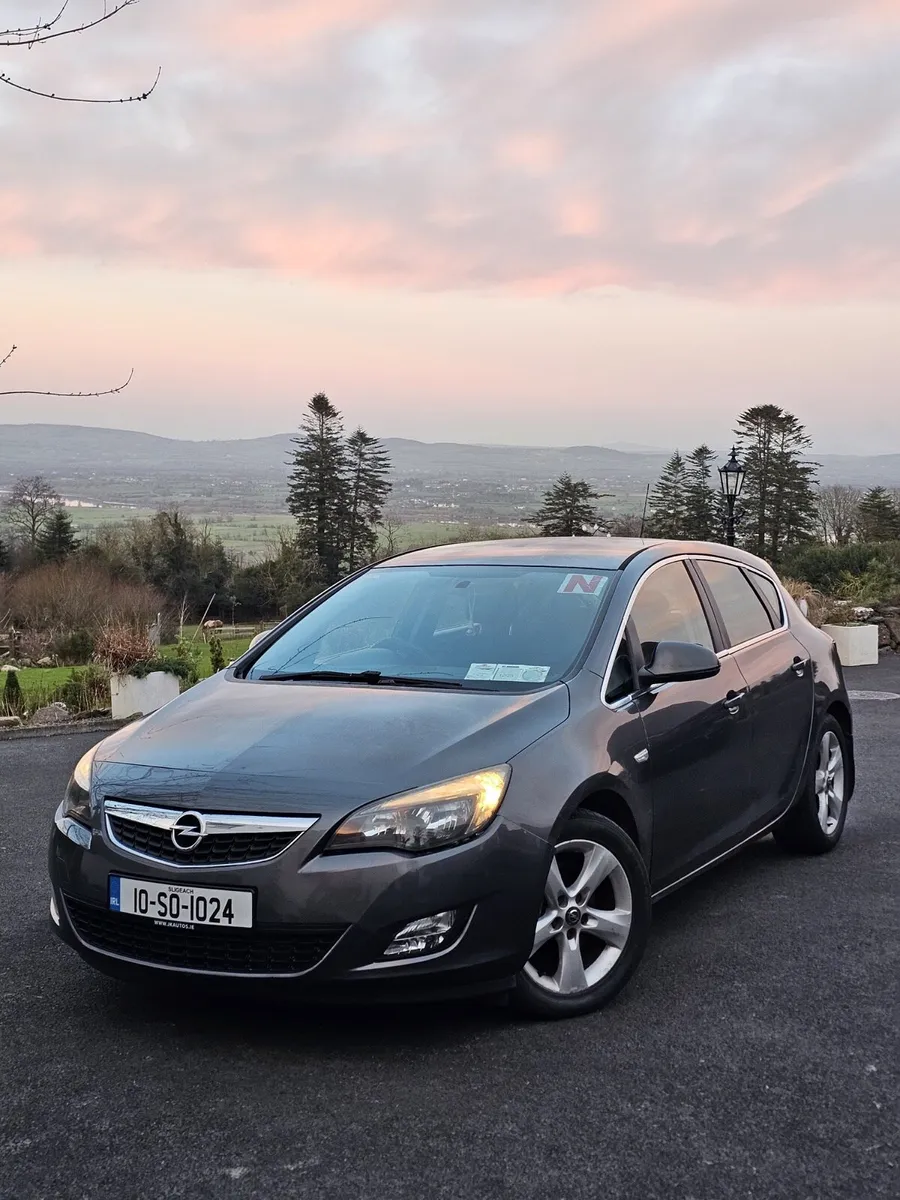 Opel Astra - Image 1