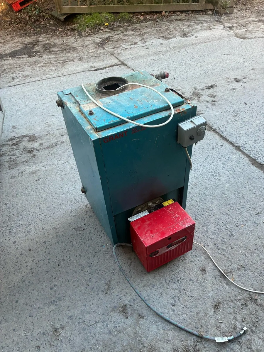 Oil Burner - Image 1