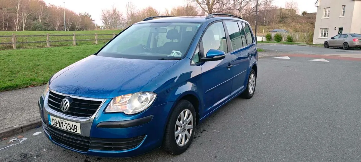 VW Turan 1.9 diesel,6+1 gearbox best engine's - Image 1