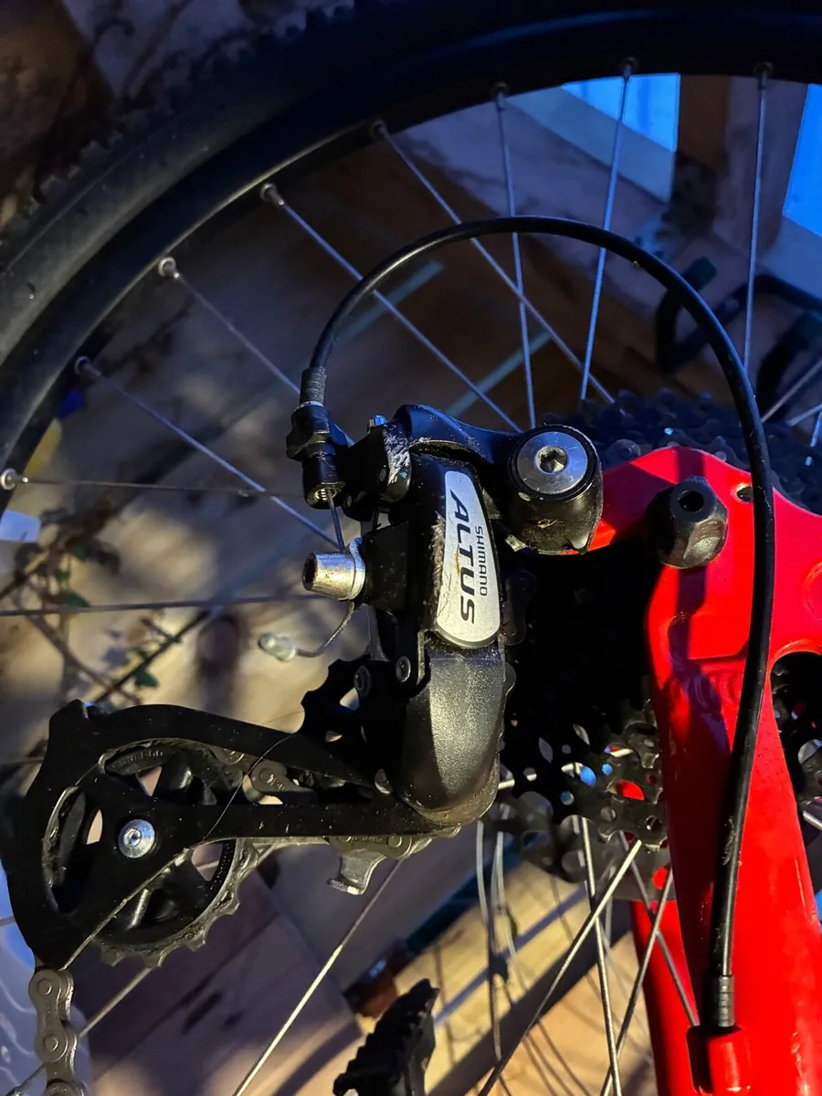 Childs 24 inch bike - Image 2