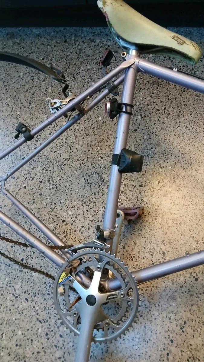 Vintage CLAUDE BUTLER frame. - Image 2