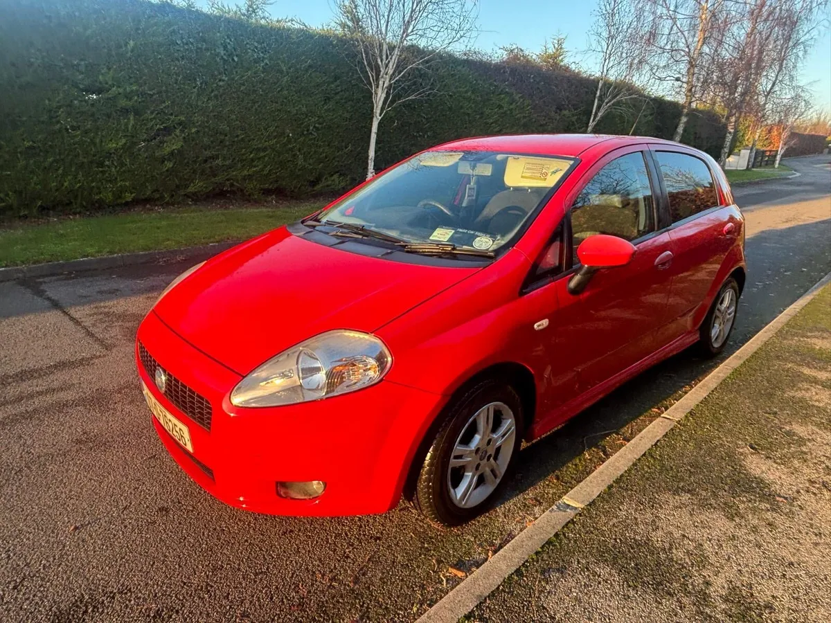 Fiat Grande Punto Dynamic, Low Kms, New NCT, Taxed - Image 4