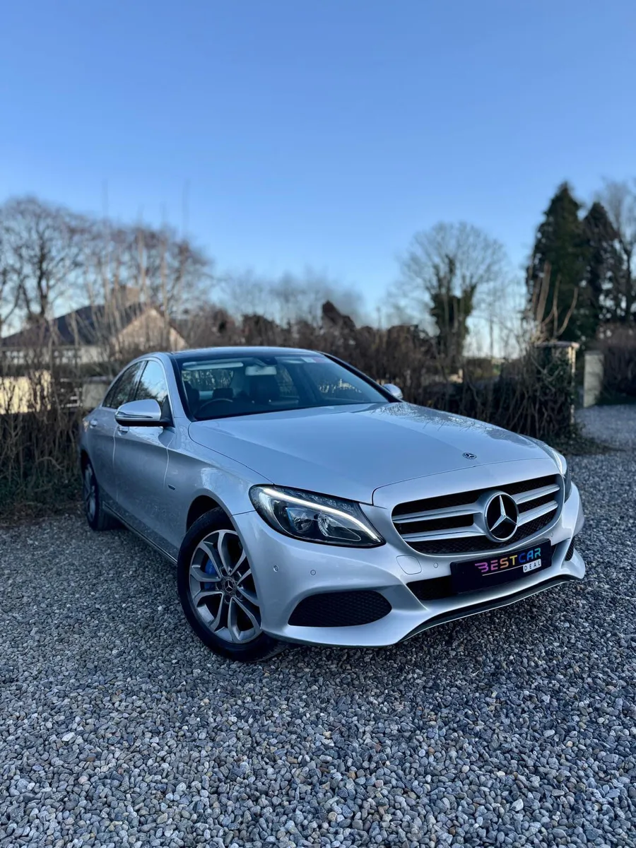 2017 Mercedes-Benz C350e Hybrid Avantgarde Auto - Image 1