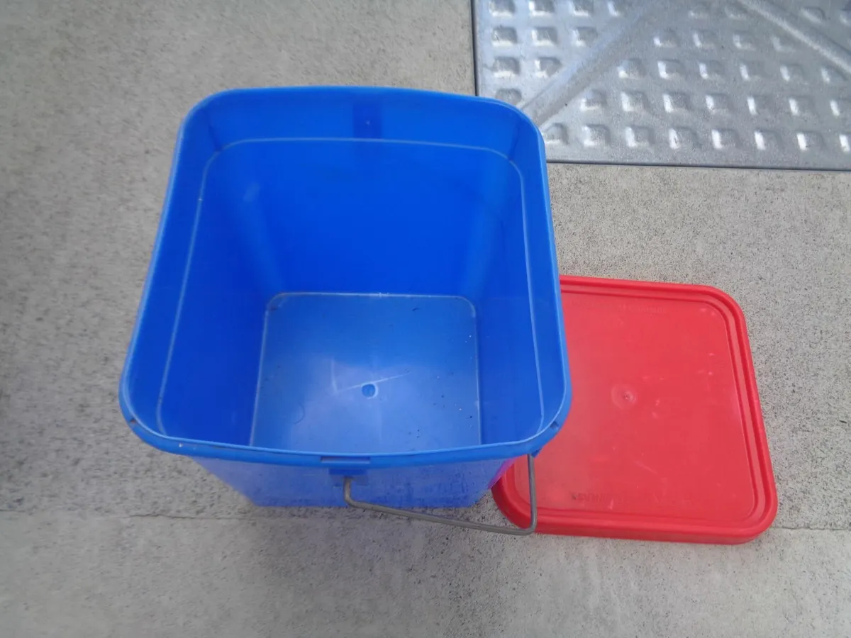 Plastic Containers for Sale - Image 3