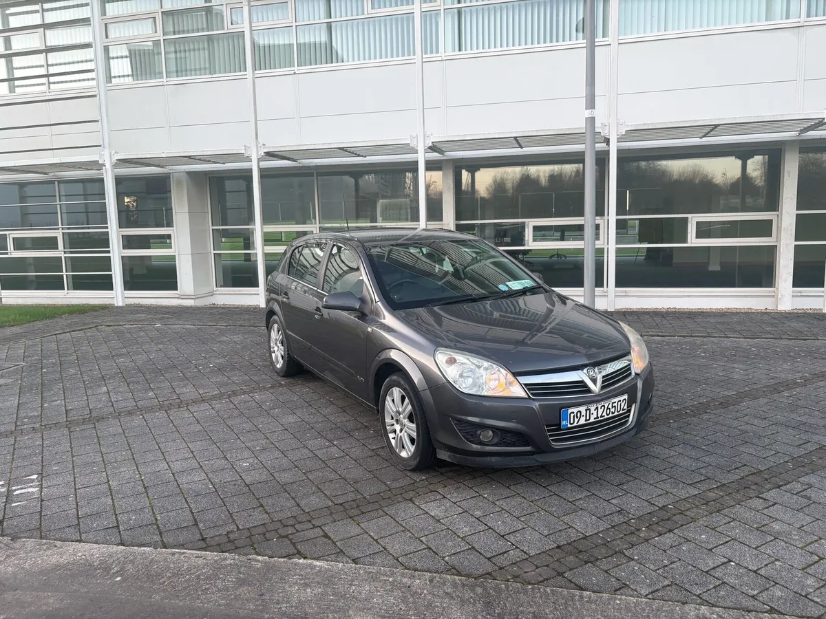 2009 Vauxhall Astra nct 05/26 tax 02/26 - Image 3