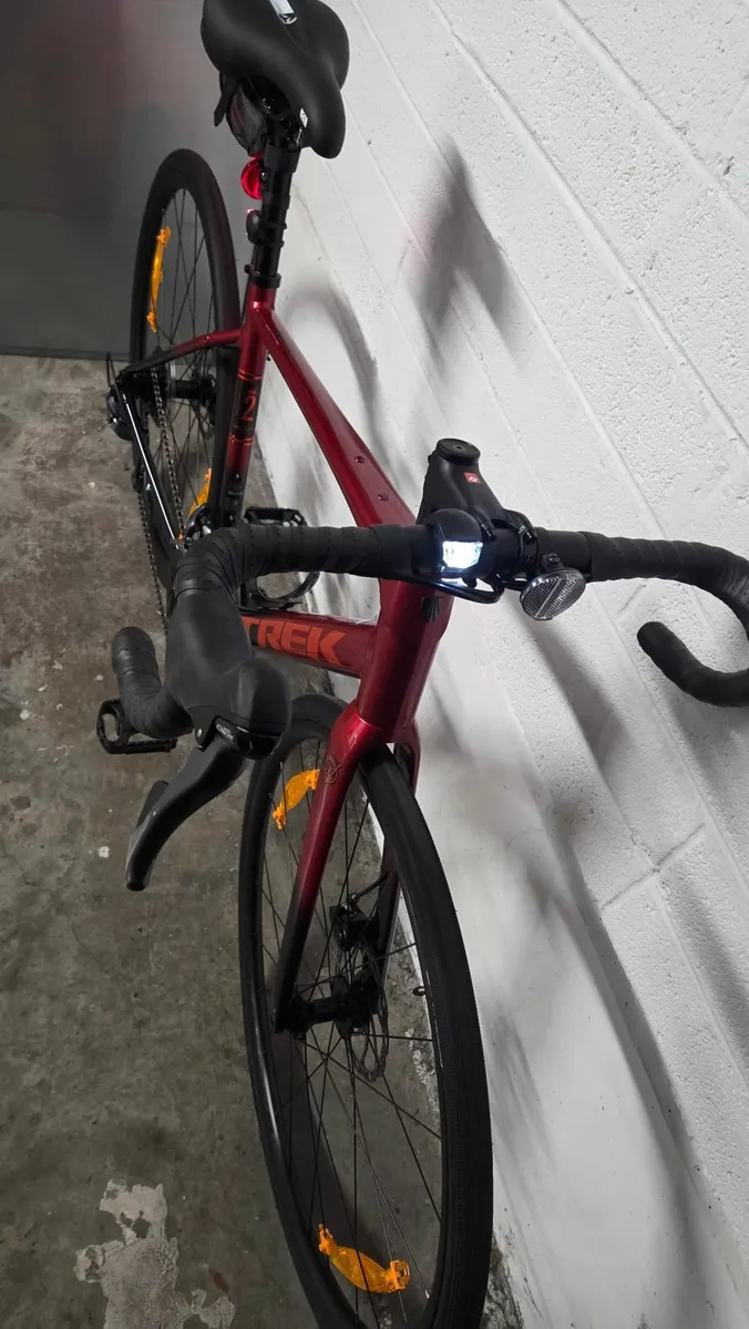 Trek Domane AL 2025 NEW road bike - Image 2