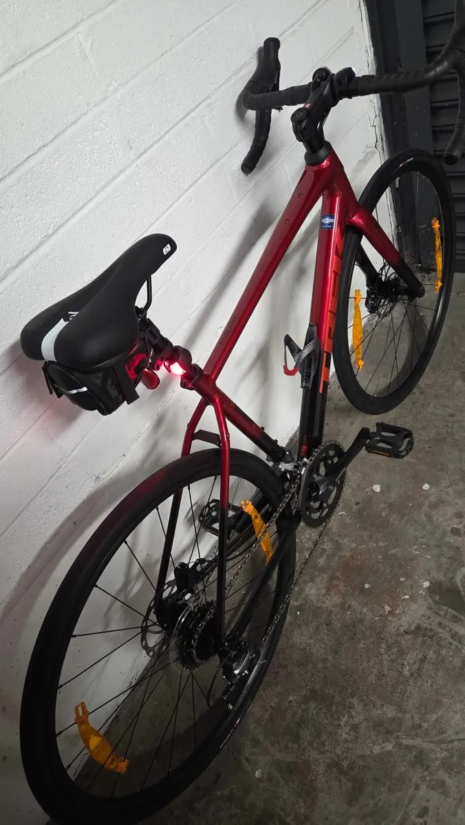 Trek Domane AL 2025 NEW road bike - Image 3