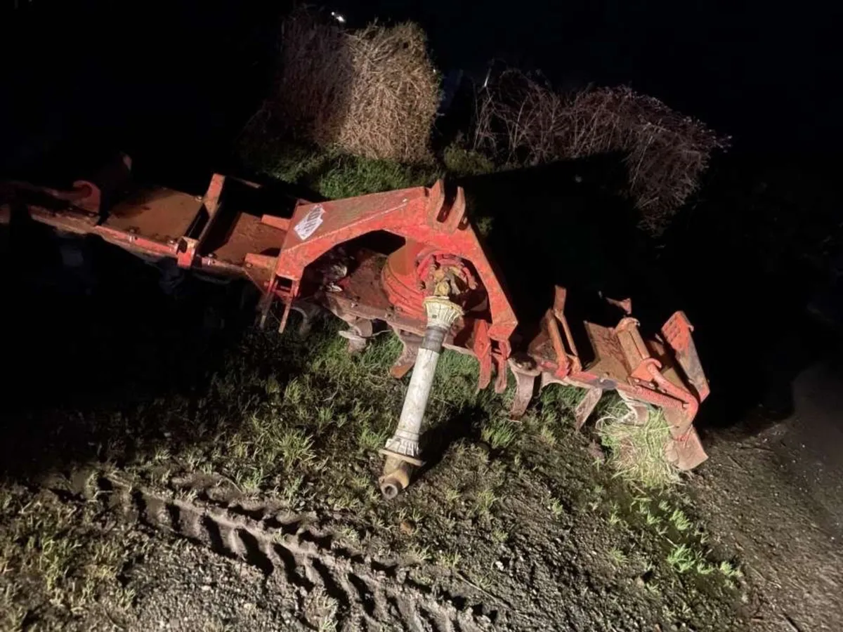 Kuhn 3 metre power harrow - Image 3