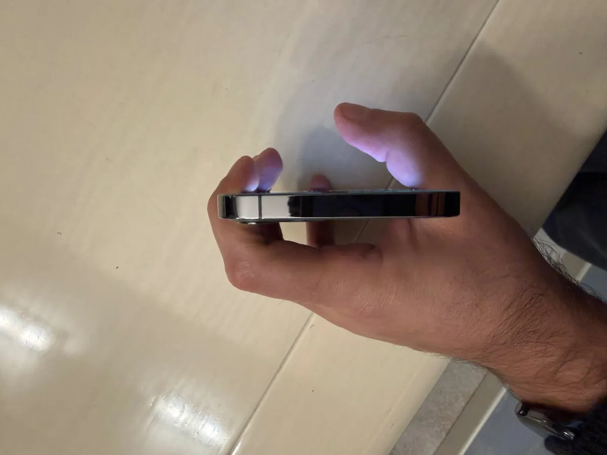 iPhone 12 Pro – 128GB – Apple Replacement Unit – E - Image 4