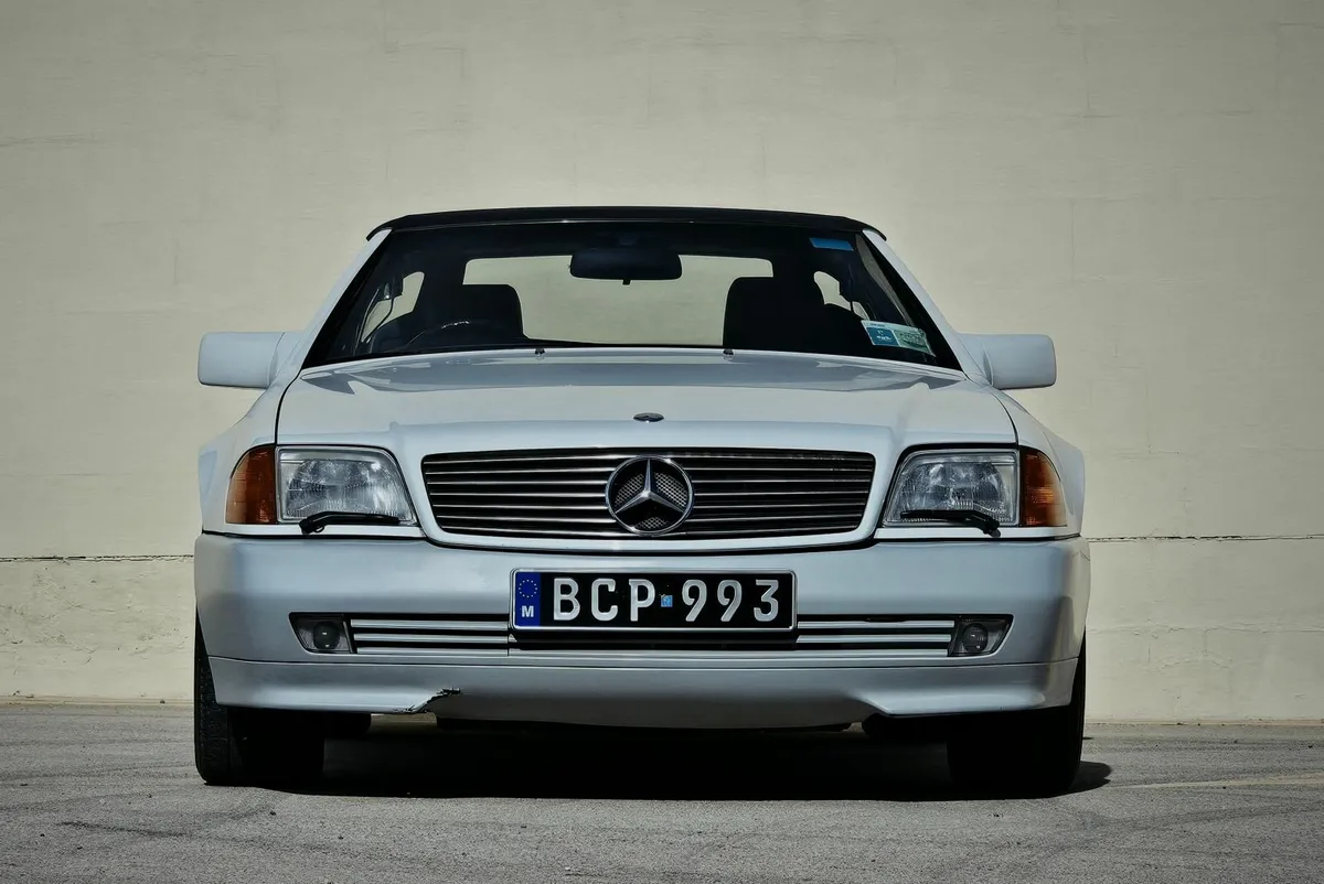 MERCEDES-BENZ SL300 Original - Image 1