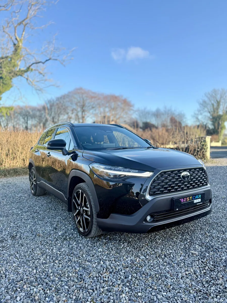 2025 Toyota Corolla Cross 1.8 Luna Hybrid Auto - Image 2