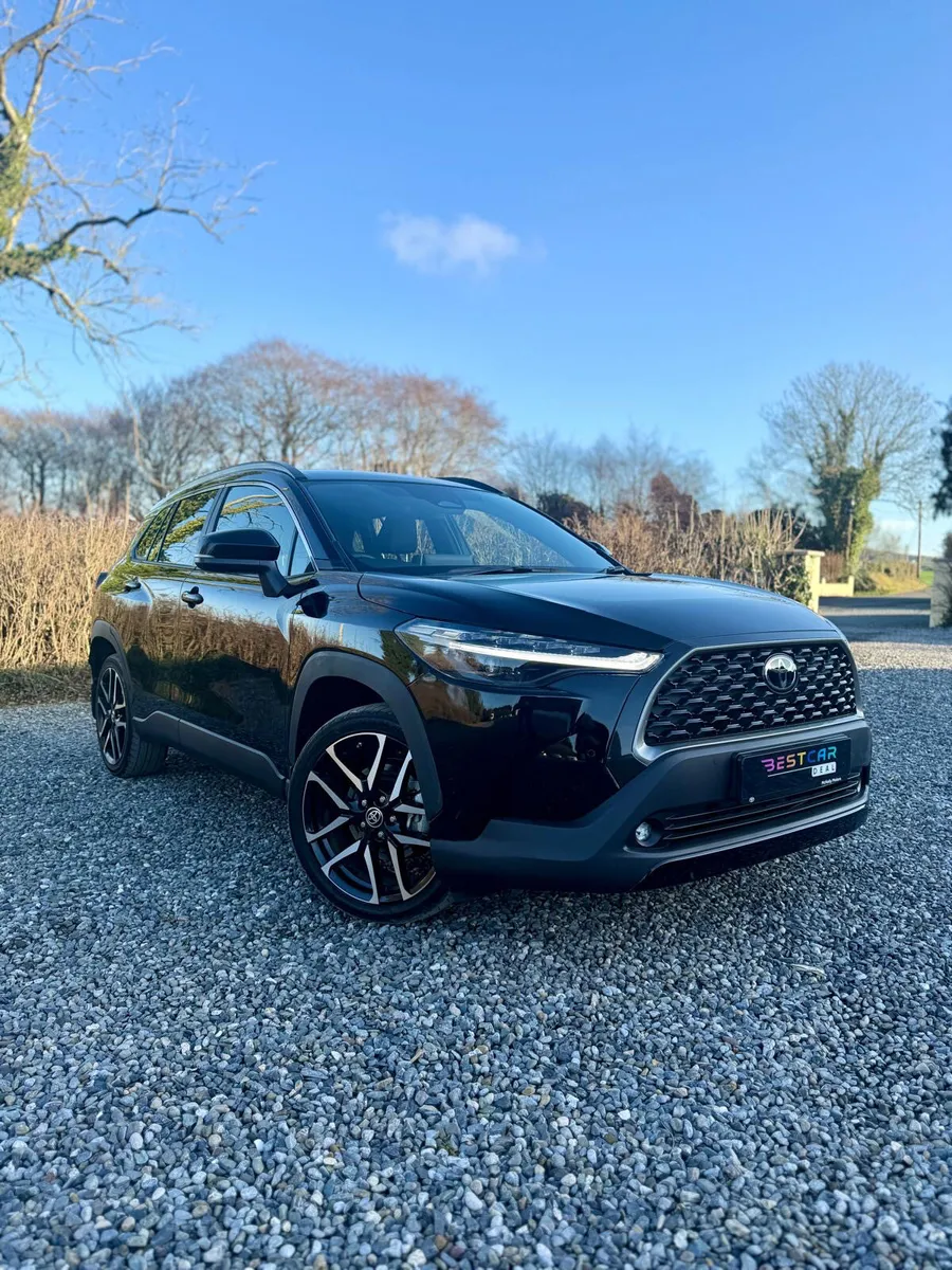 2025 Toyota Corolla Cross 1.8 Luna Hybrid Auto - Image 1