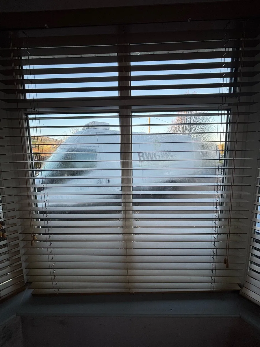 Oak wooded blinds - Image 2