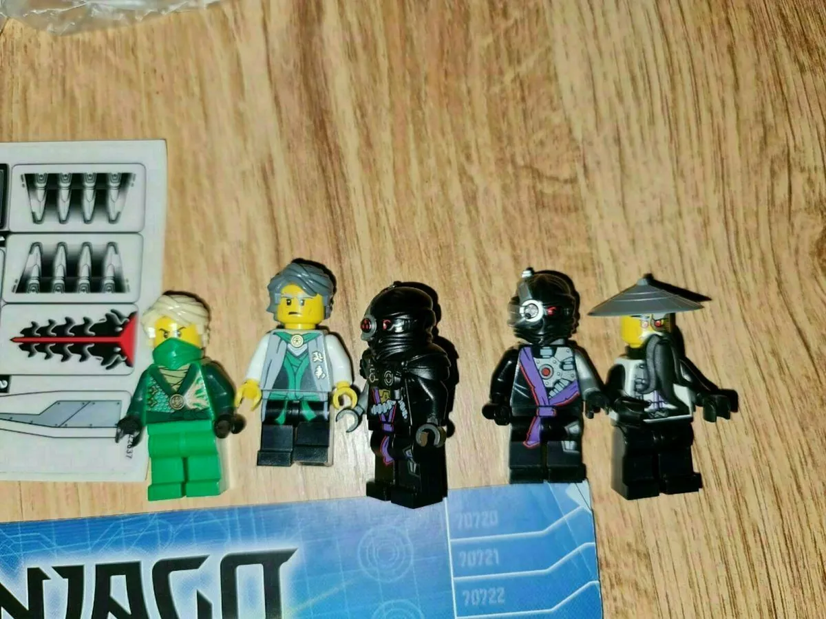 Lego Ninjago 70725 Nindroid MechDragon - Image 2