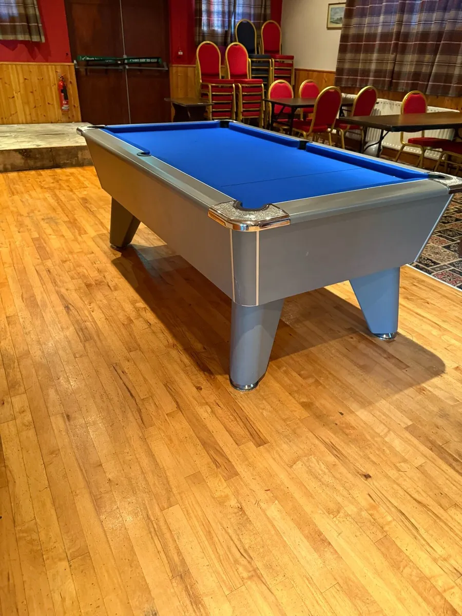 Pool table - Image 2