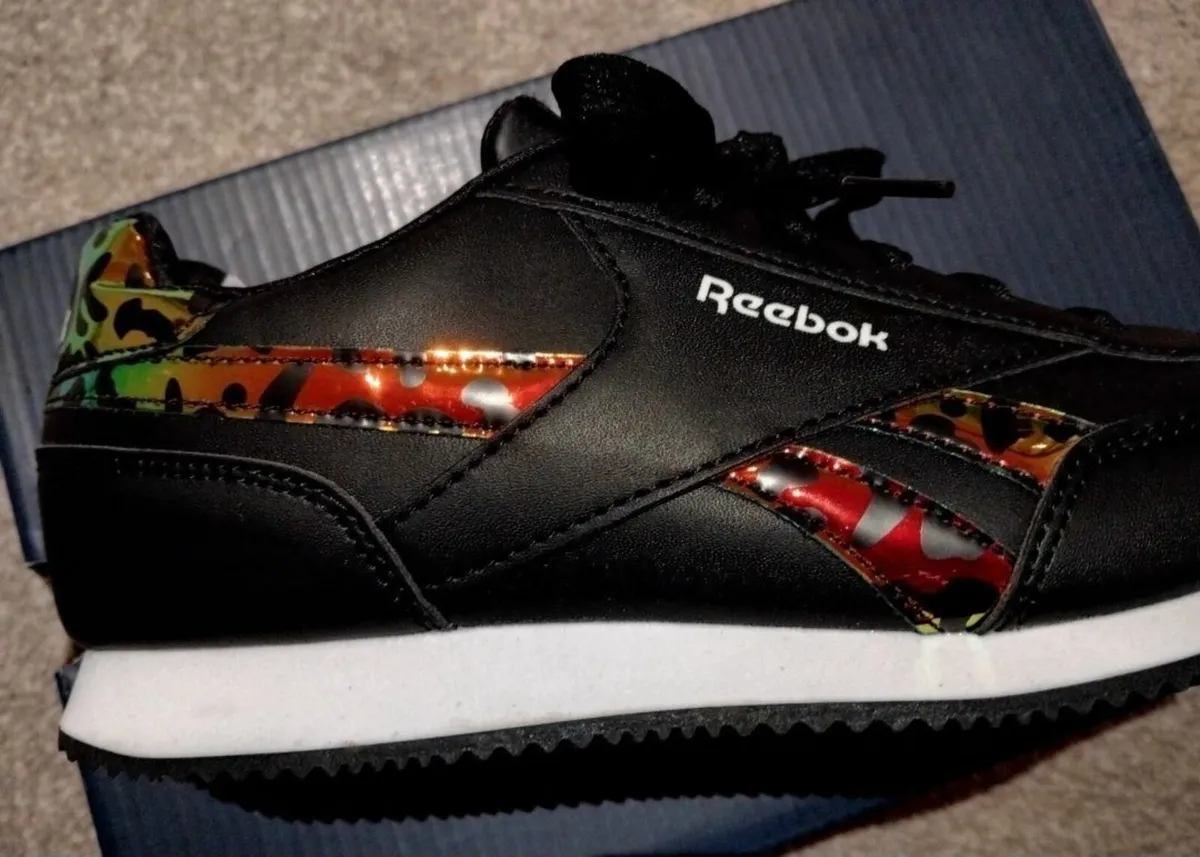 Black Reebok Trainers  Brand new in box  Size: UK5 - Image 4