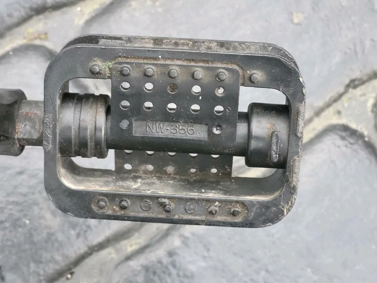 LADIES BIKE USE IN WORKING ORDER - Image 3