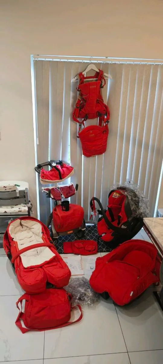 Stokke 3 in 1 Travel System - Image 1