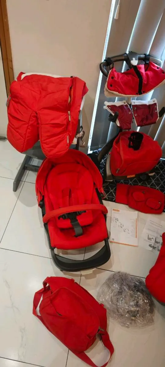 Stokke 3 in 1 Travel System - Image 4