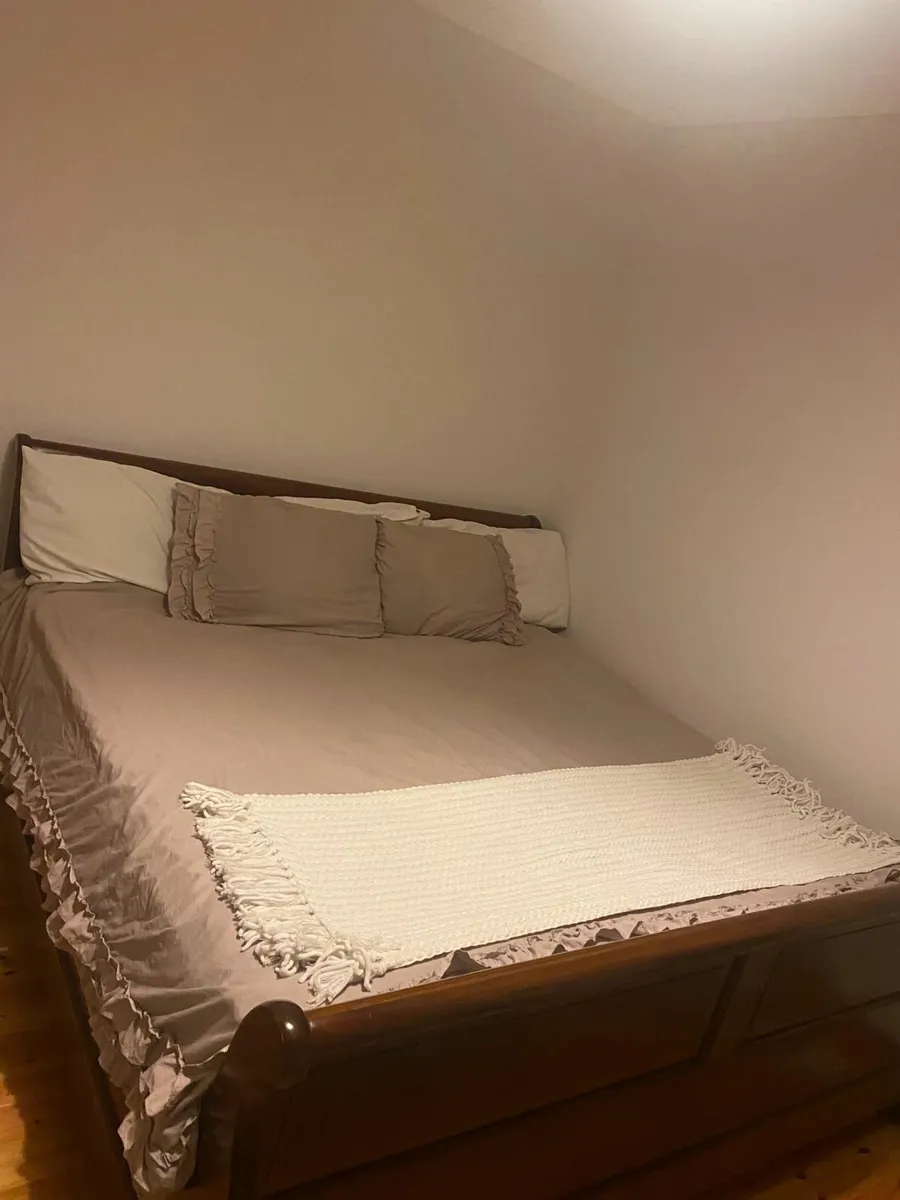 Superking Sleigh Bed - Image 3