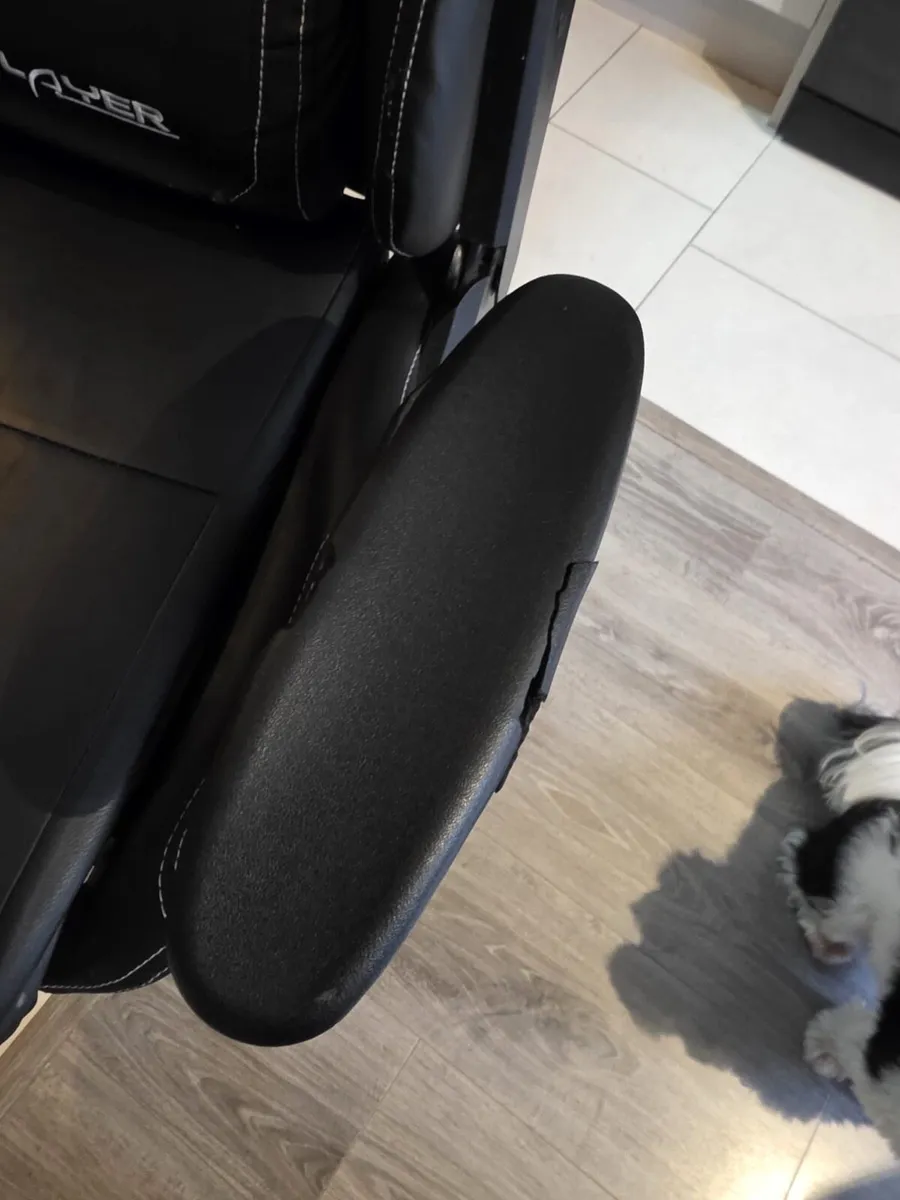 Gaming chair - Image 3