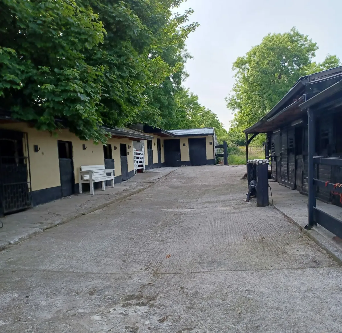 Equine livery - Image 1