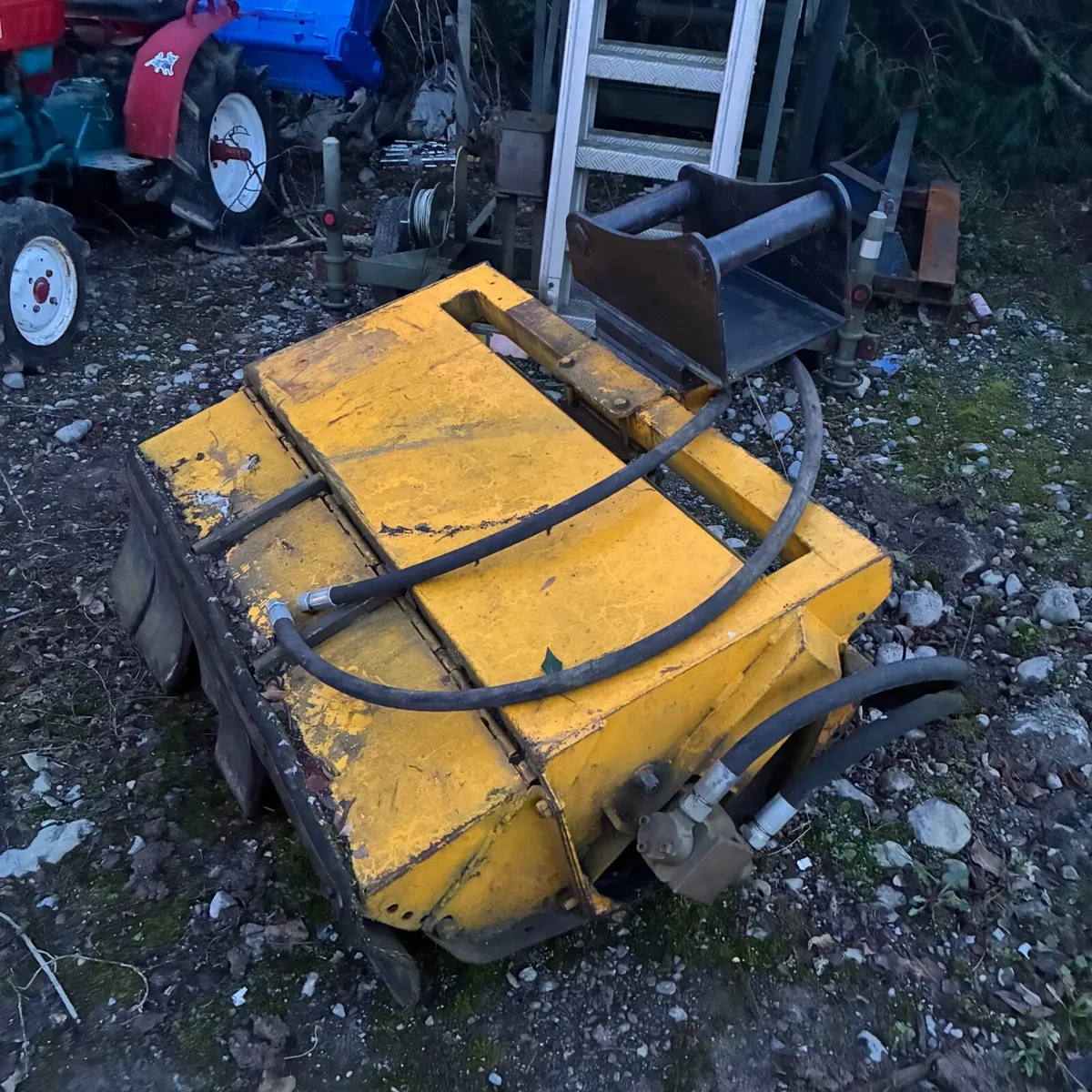 13 ton hedge cutter head - Image 4