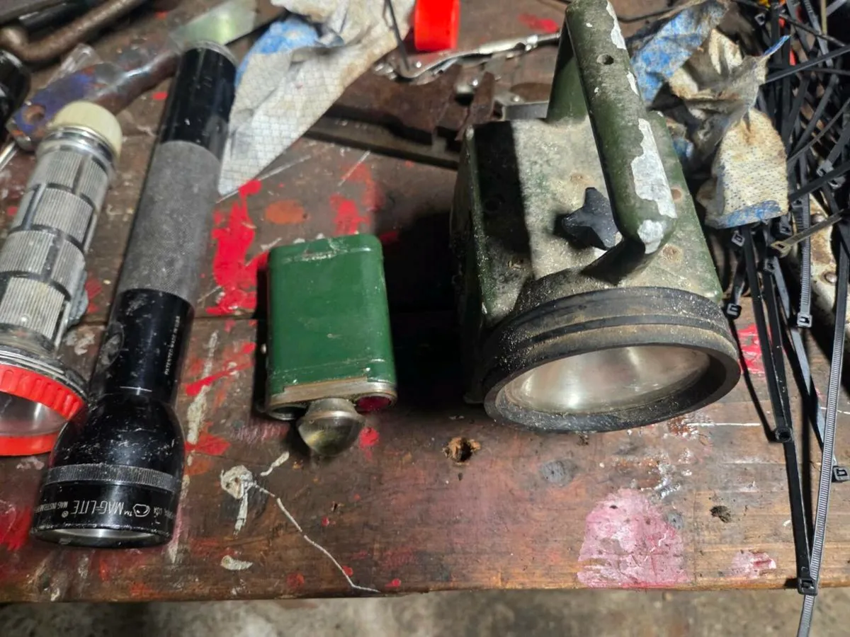 Vintage  pully  wheels - Image 3