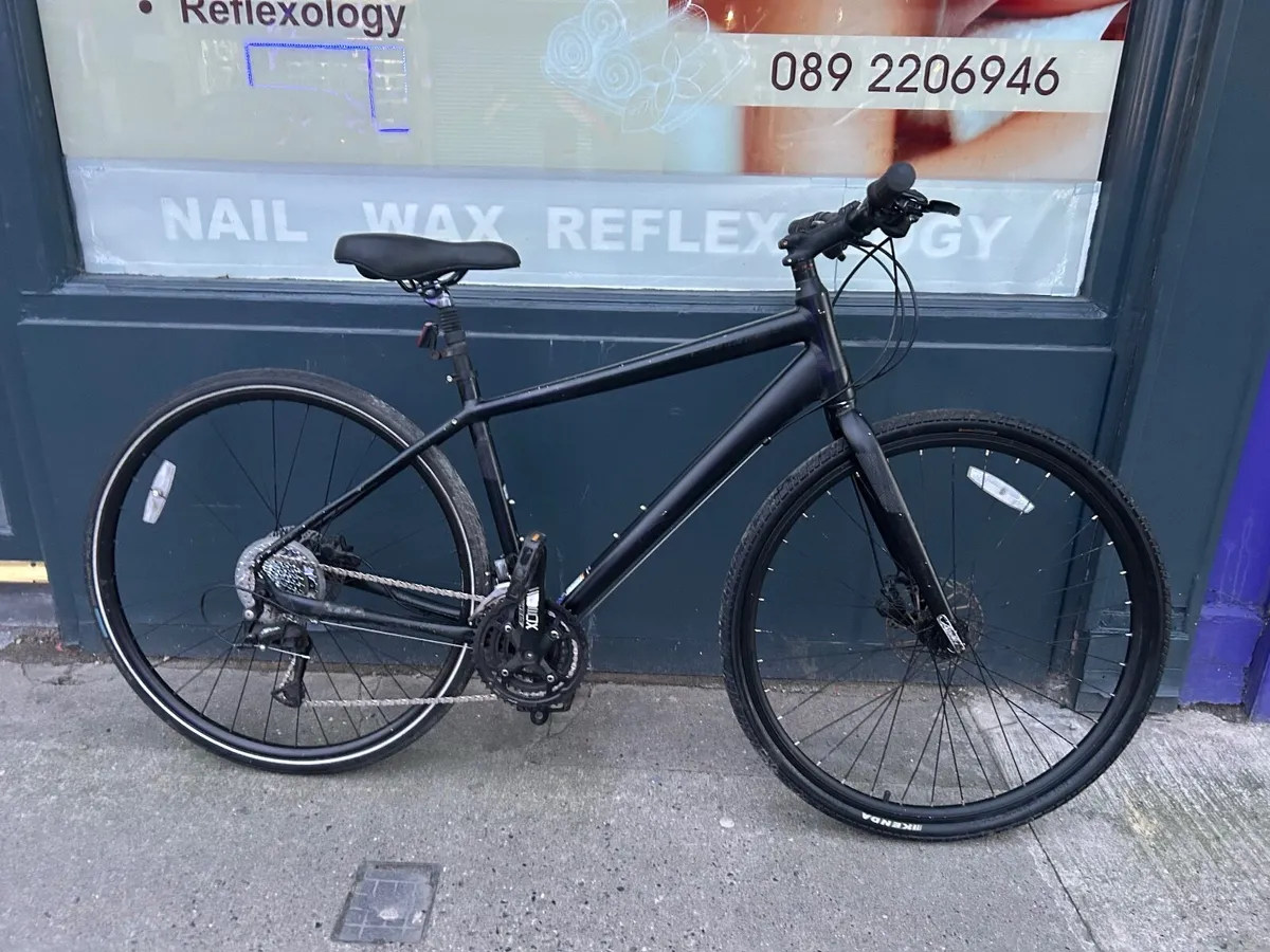 Cannondale hybrid bike❗️Open 7 days of the week ❗️ - Image 1