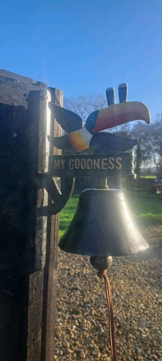 Guinness cast iron bell - Image 3