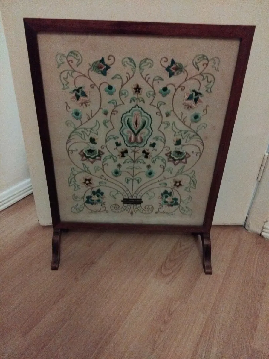 Vintage fire screen - Image 2