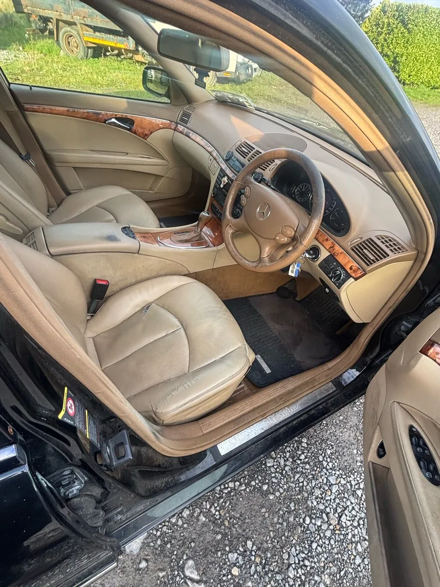 Mercedes e222 - Image 4