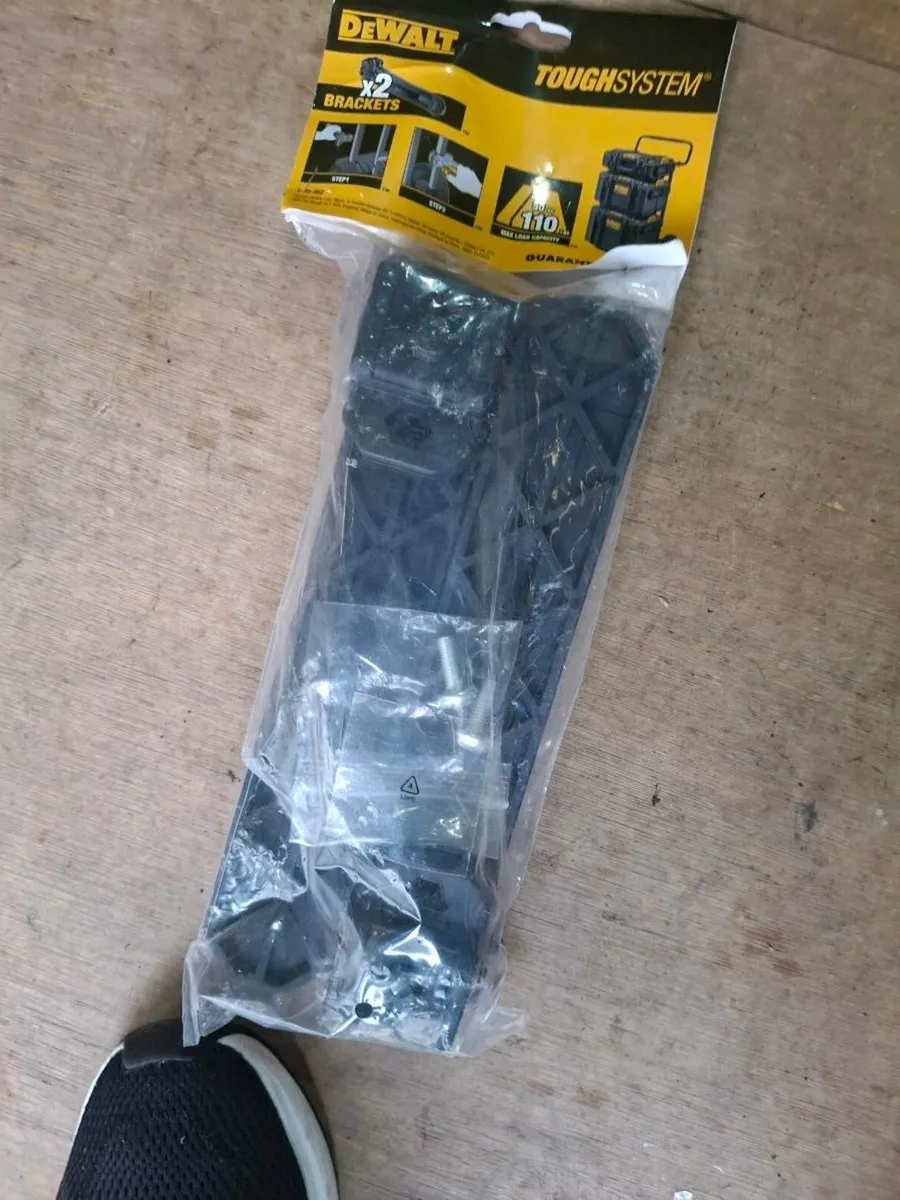 Dewalt tough system folding brackets - Image 2