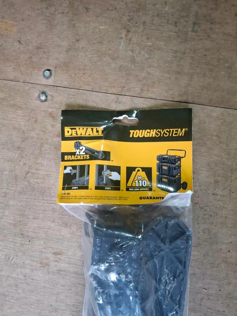 Dewalt tough system folding brackets - Image 1