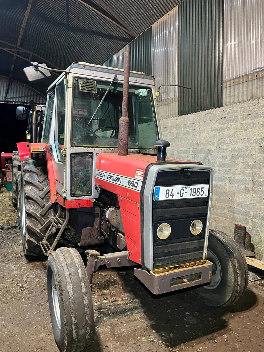 Massey Ferguson 690 - Image 2