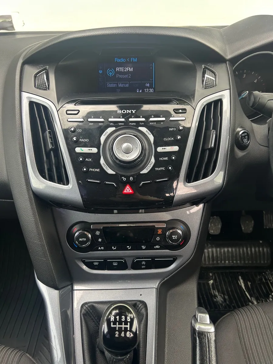 Ford Focus 2014 - Image 3