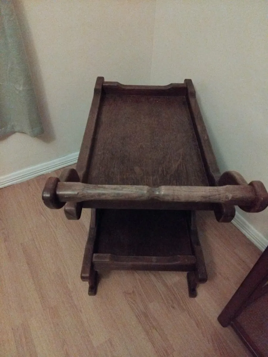 Service trolly - Image 1