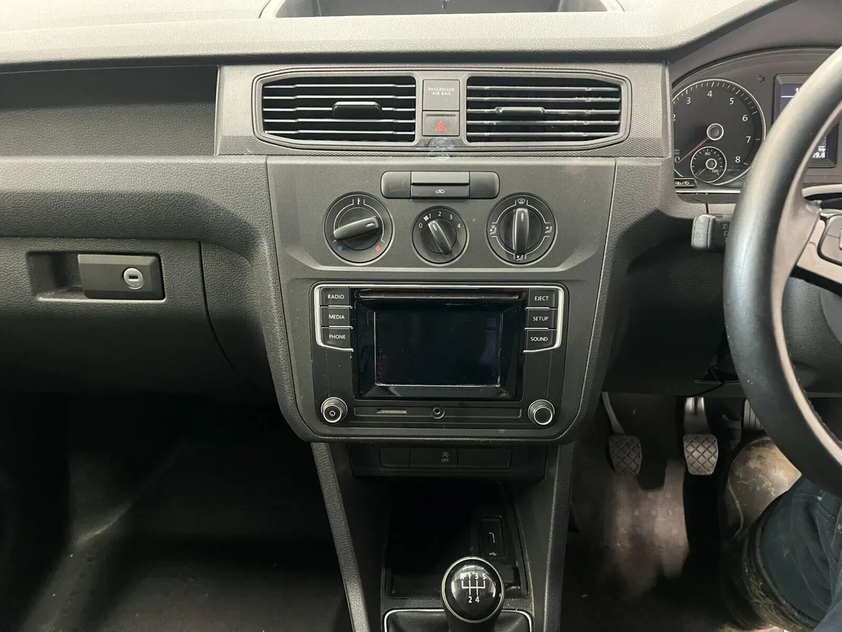 Volkswagen Caddy 1.2 TSI C20 BlueMotion Panel Van - Image 2