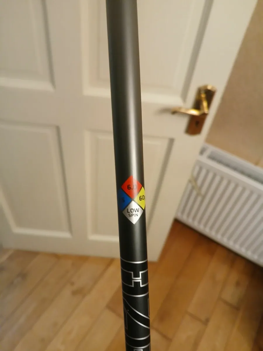 Hzrdus smoke black driver shaft as new - Image 1