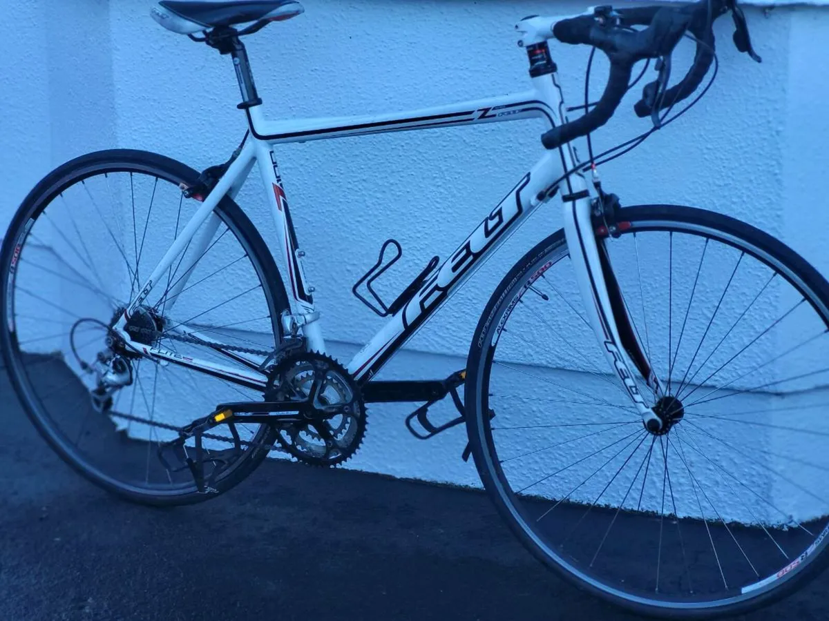 FELT ROAD BIKE USED 58CM FRAME - Image 1