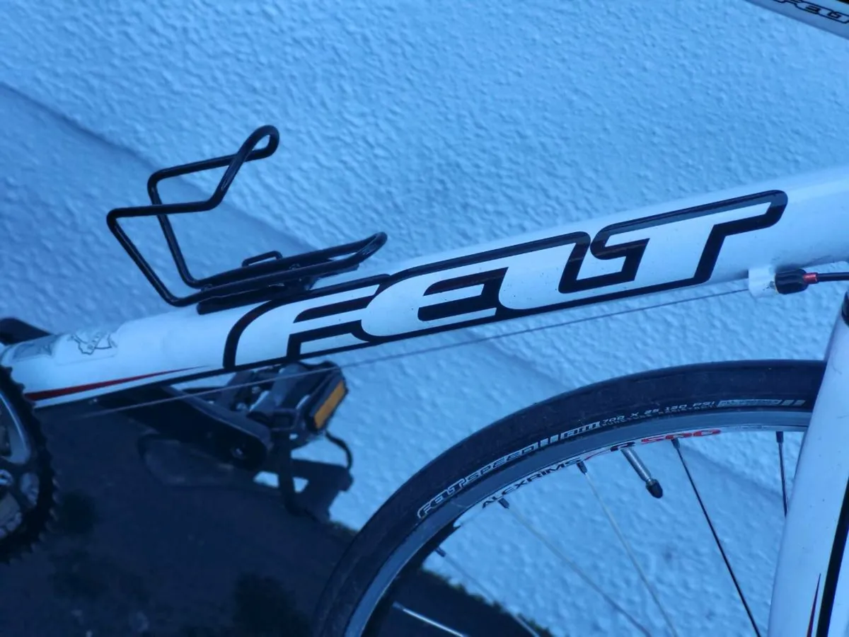 FELT ROAD BIKE USED 58CM FRAME - Image 4