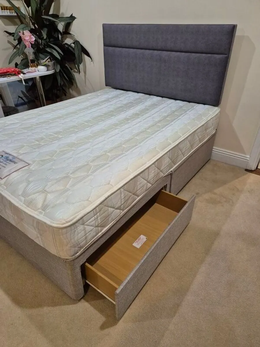 Double bed with mattress - Image 3