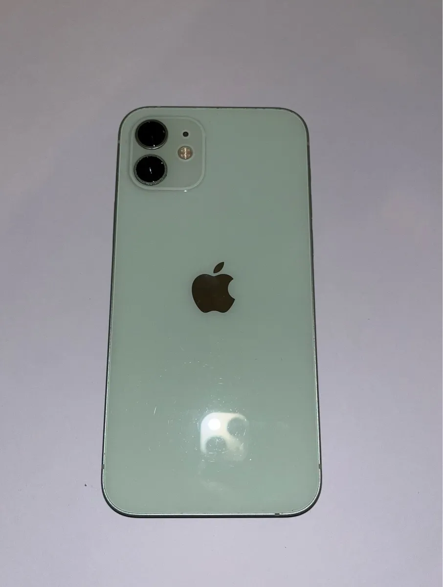 iPhone 12 Green - Image 1