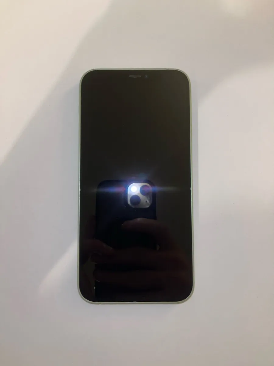 iPhone 12 Green - Image 2
