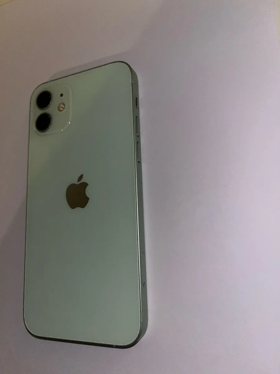 iPhone 12 Green - Image 3
