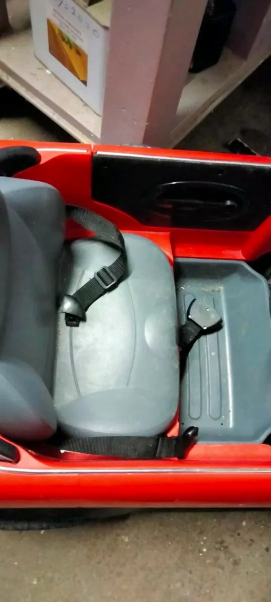 Childs car - Image 4