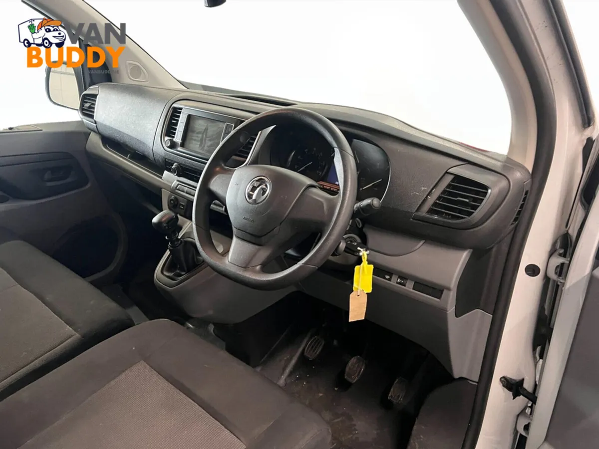 Vauxhall Vivaro 1.5 Turbo D 2900 L2 H1 Panel Van - Image 3