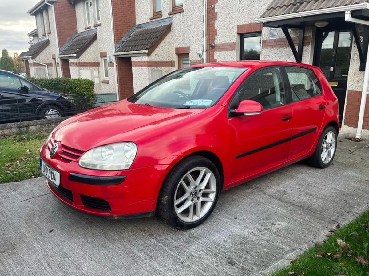 2005 Volkswagen Golf - Image 3