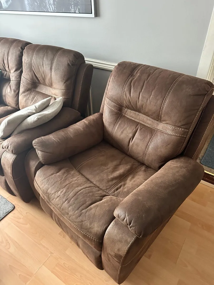 Recliner leather sofa 3+1+1 - Image 3